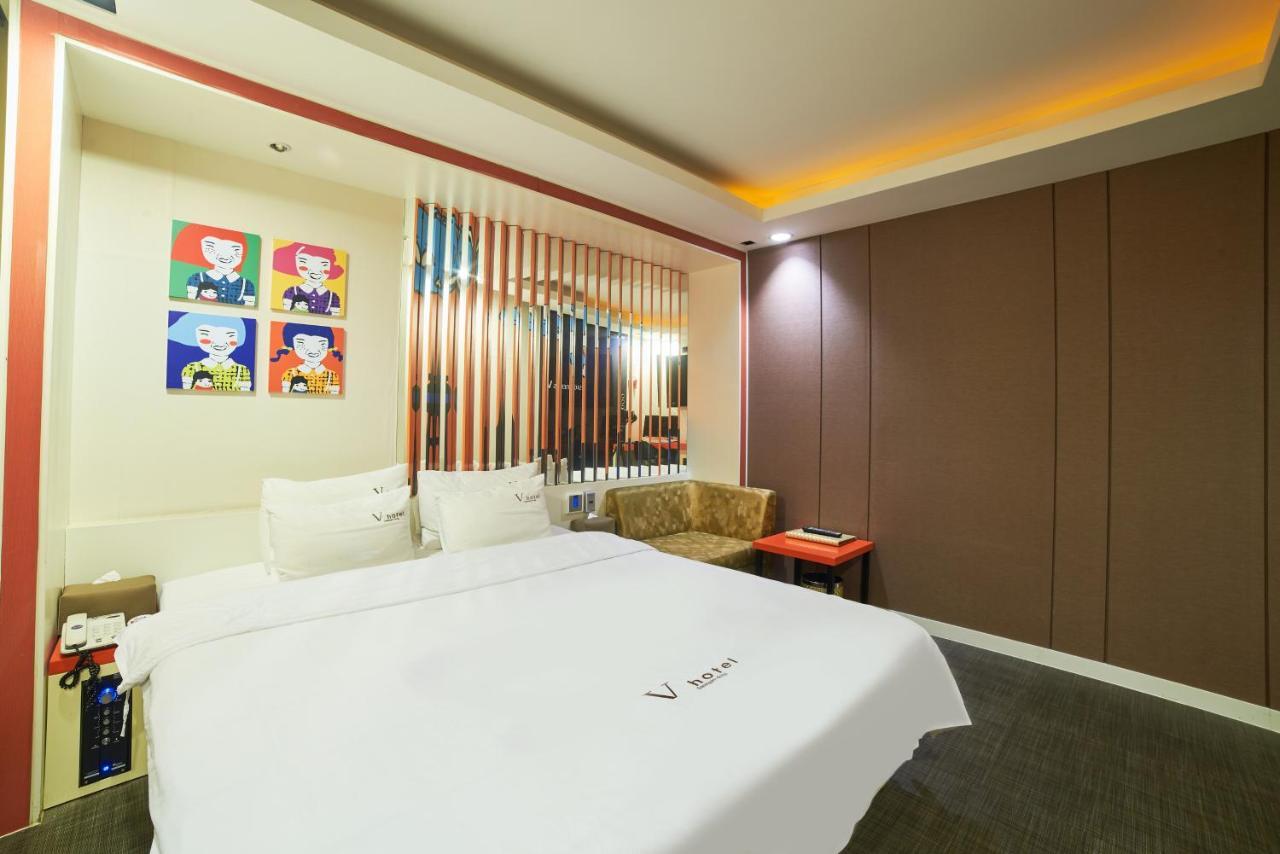 Busan Premium V Hotel Luaran gambar