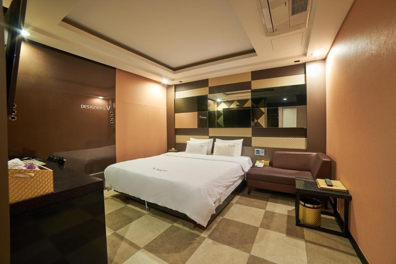 Busan Premium V Hotel Luaran gambar