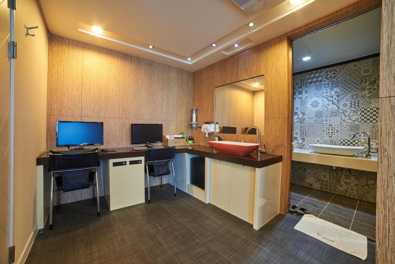 Busan Premium V Hotel Luaran gambar