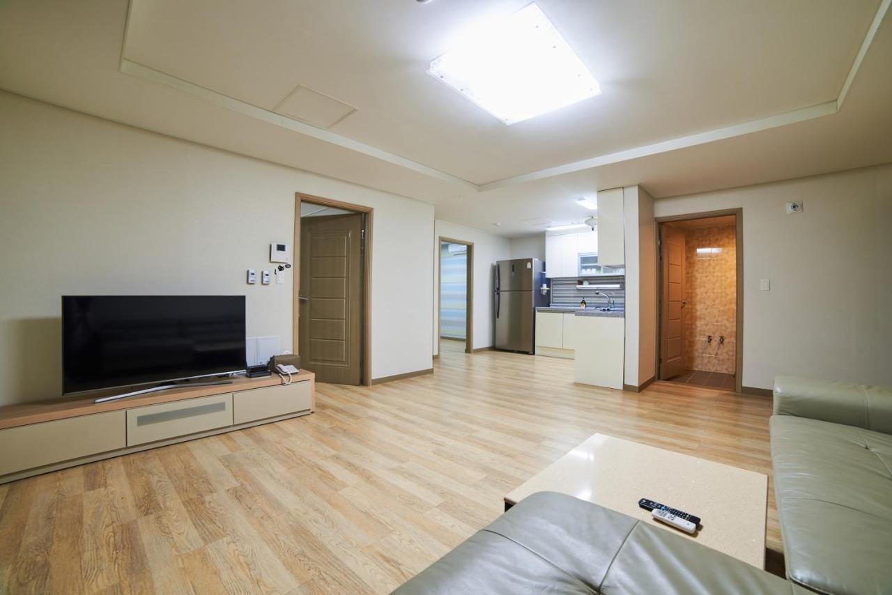Busan Premium V Hotel Luaran gambar